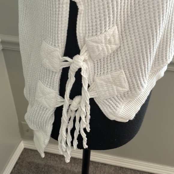 FREE People White Long Sleeve Tunic Sweater Blouse Top Size SP - Picture 5 of 10